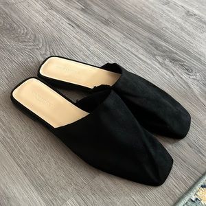 Banana republic suede mules